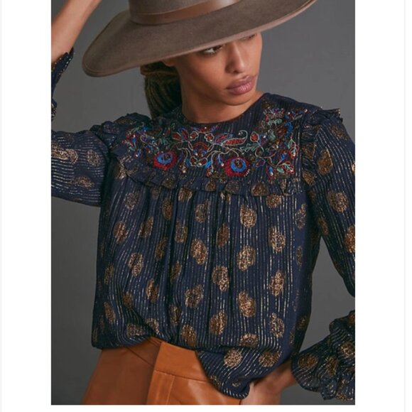 XS Gorgeous Metallic Beaded Verb Top - Picture 1 of 4